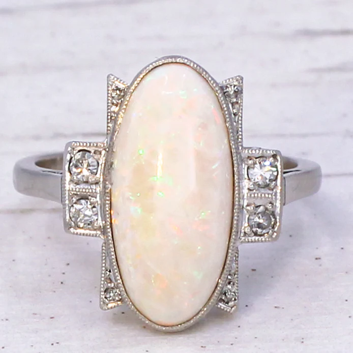 Art Deco 3.50 Carat Opal & Diamond Ring, circa 1930 - Image 3