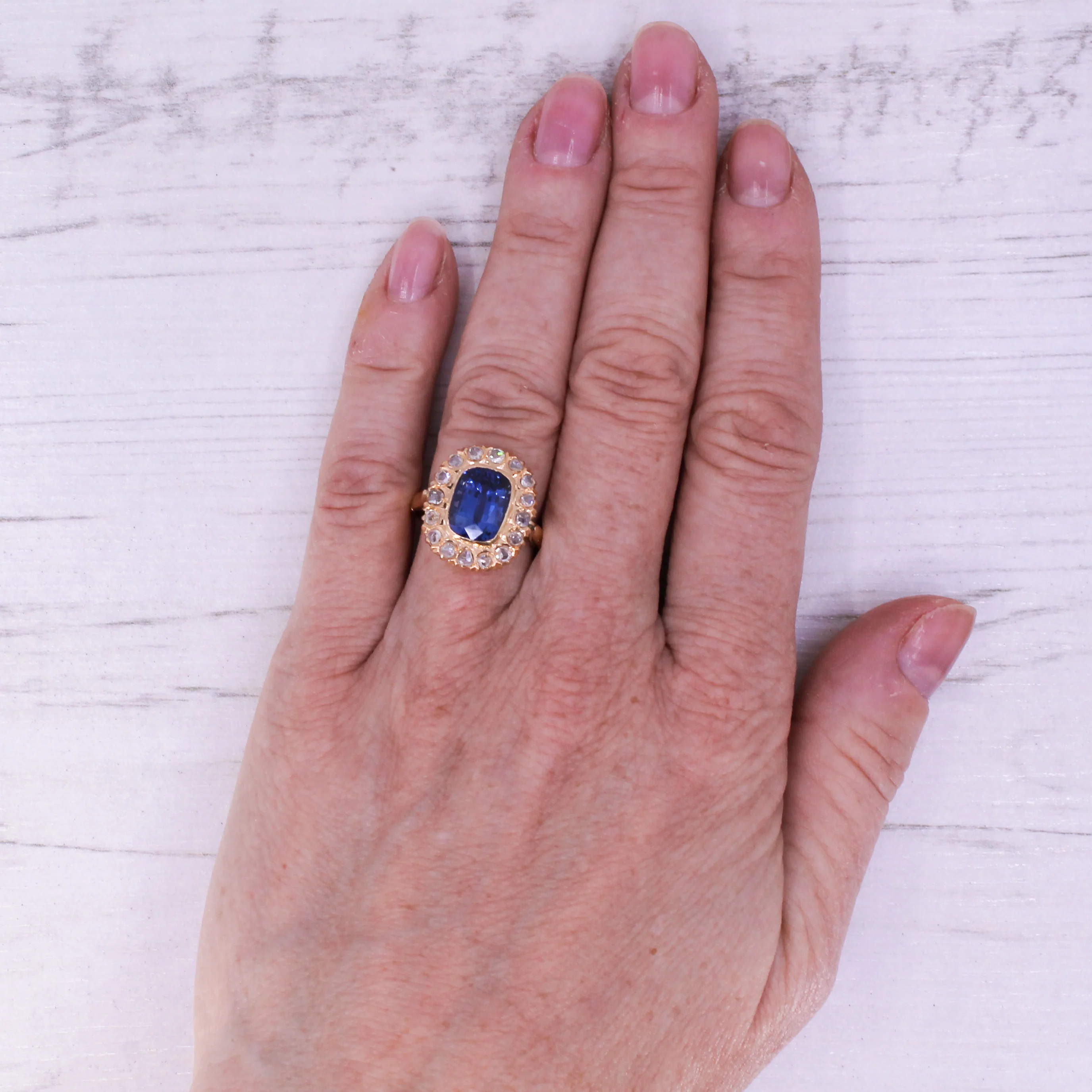Art Deco 3.89 Carat Burmese Sapphire & Diamond Cluster Ring, Circa 1925 - Image 7