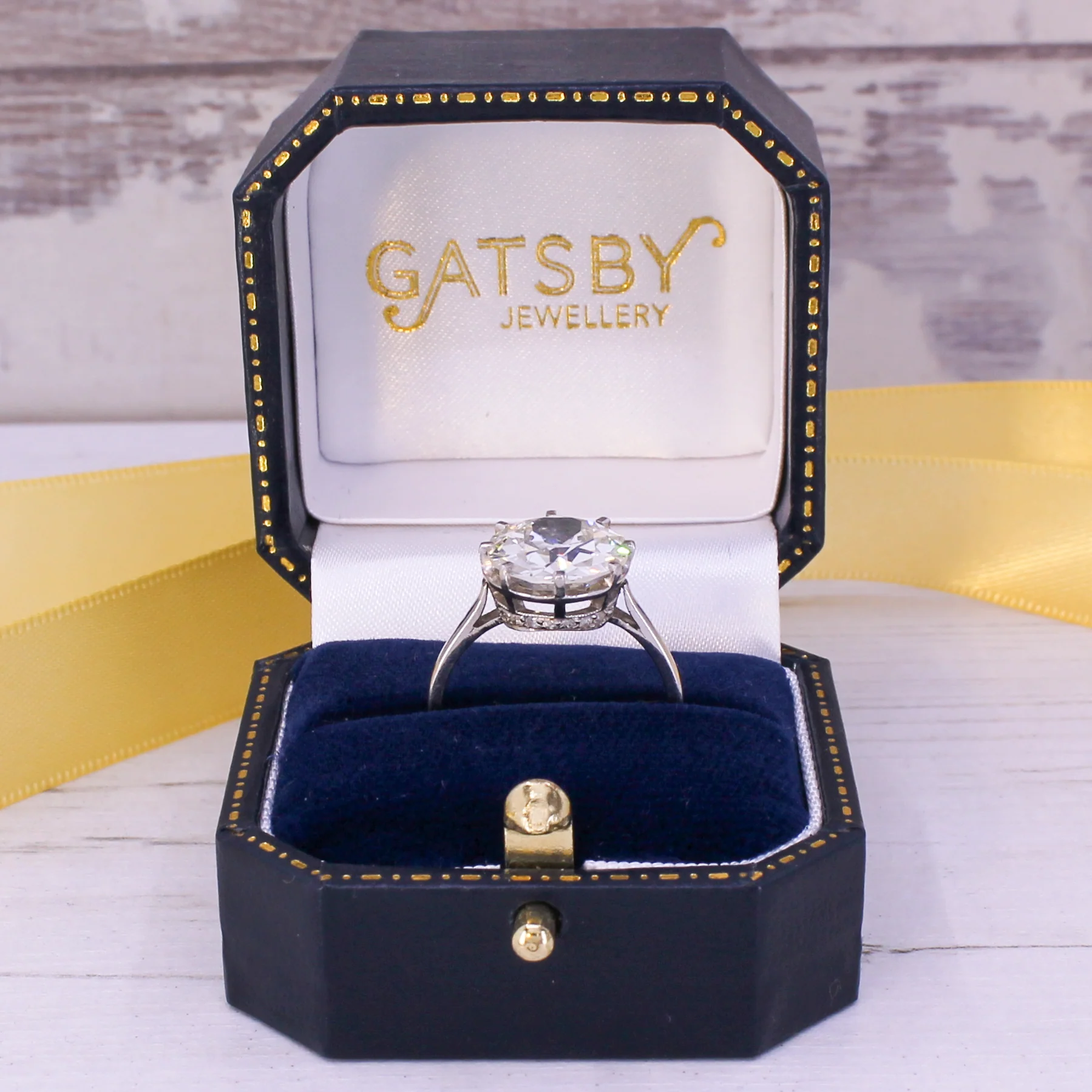 Art Deco 4.45 Carat Old European Cut Diamond Engagement Ring, circa 1940 - Image 10