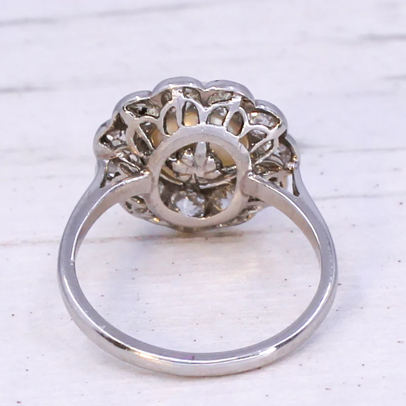 Art Deco Natural Pearl & 0.88 Carat Old Cut Diamond Cluster Ring, circa 1925 - Image 5
