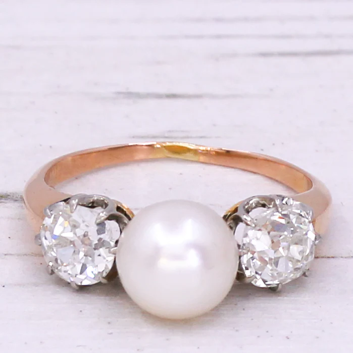 Art Deco Pearl & 1.20 Carat Diamond Trilogy Ring, circa 1930 - Image 3