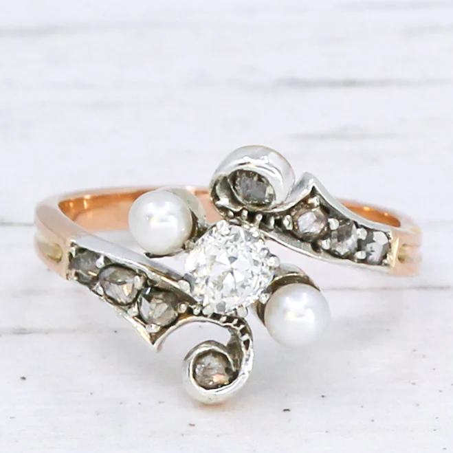 Art Nouveau 0.30 Carat Old Cut Diamond & Pearl Ring, circa 1905 - Image 3