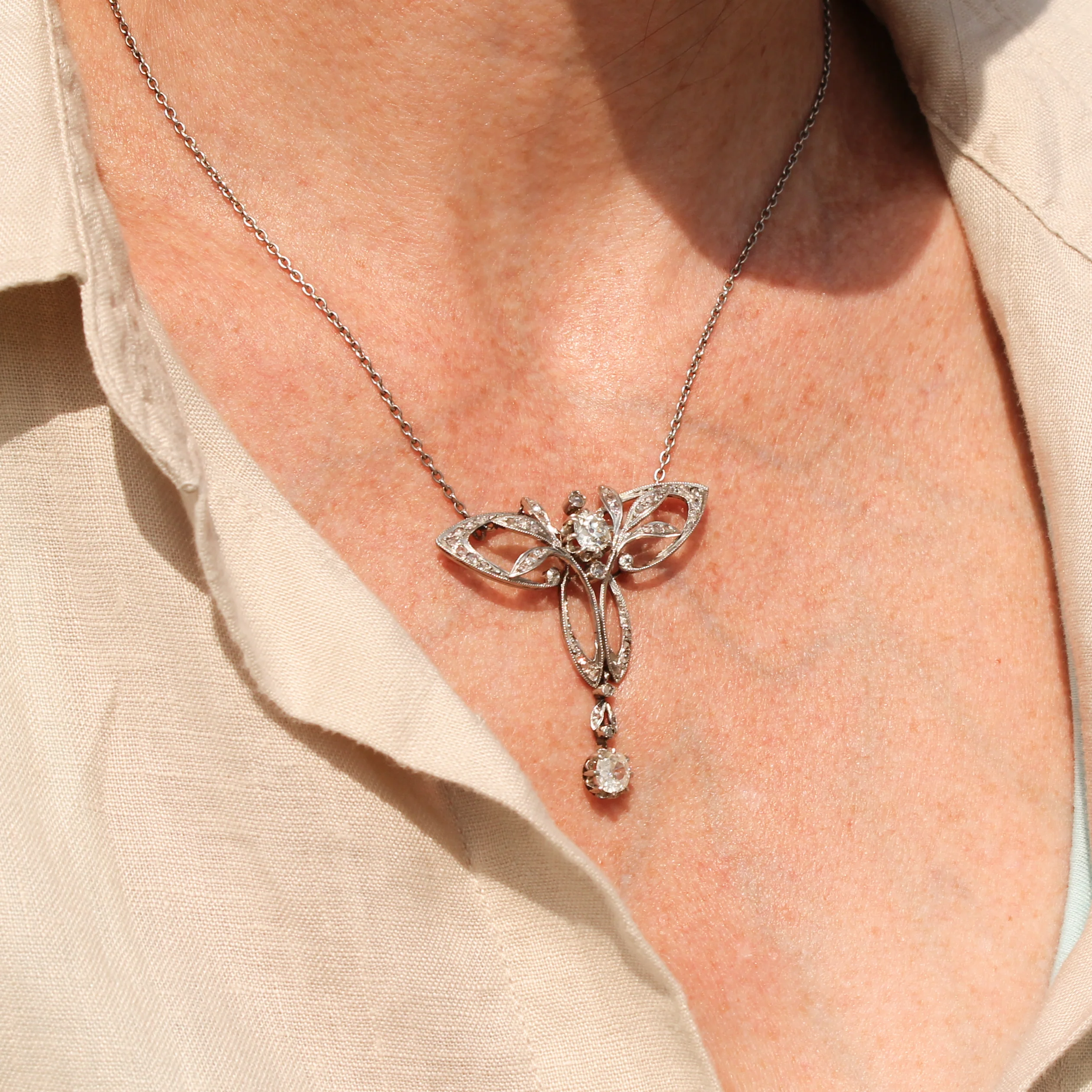 Art Nouveau 1.90 Carat Old Cut Diamond Pendant, circa 1915 - Image 3