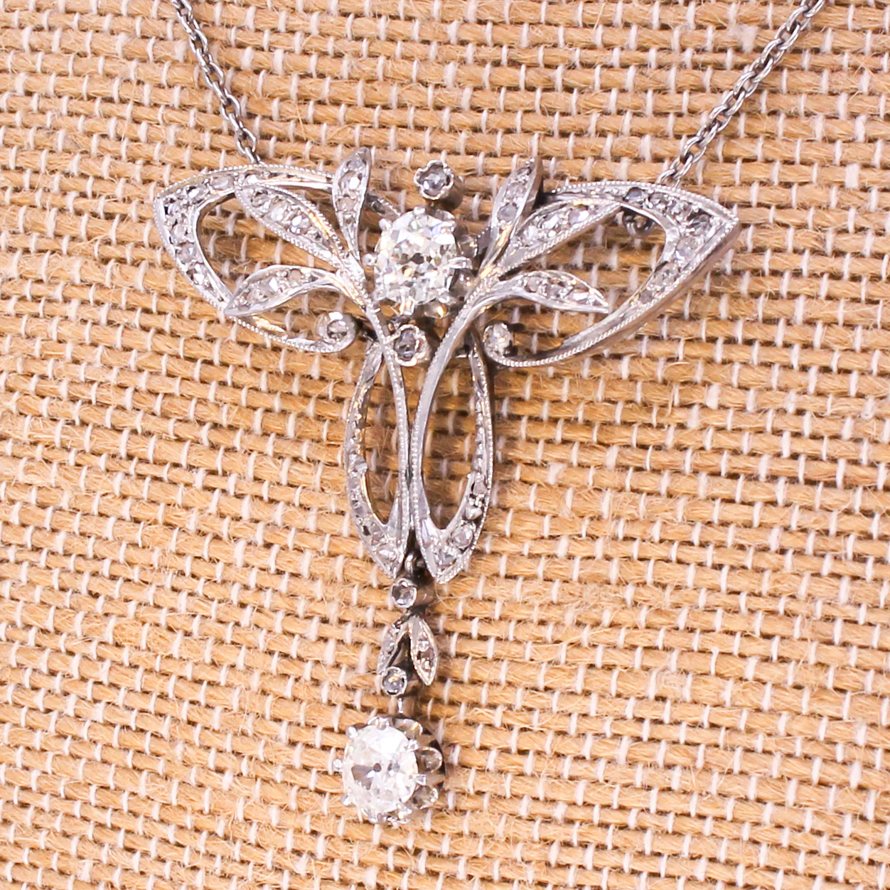 Art Nouveau 1.90 Carat Old Cut Diamond Pendant, circa 1915 - Image 5