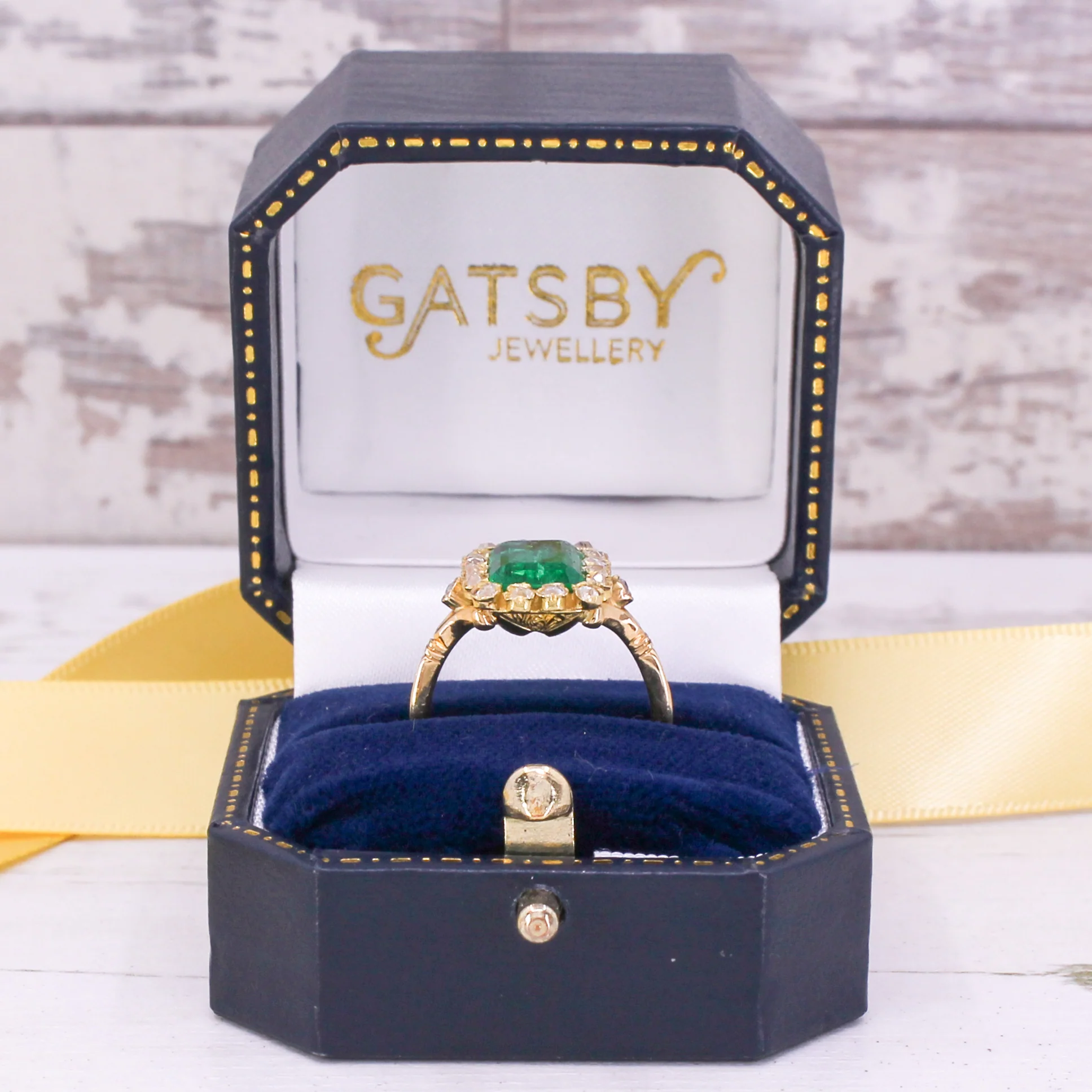Art Nouveau 2.80 Carat Colombian Emerald & Old Cut Diamond Ring, circa 1900 - Image 9