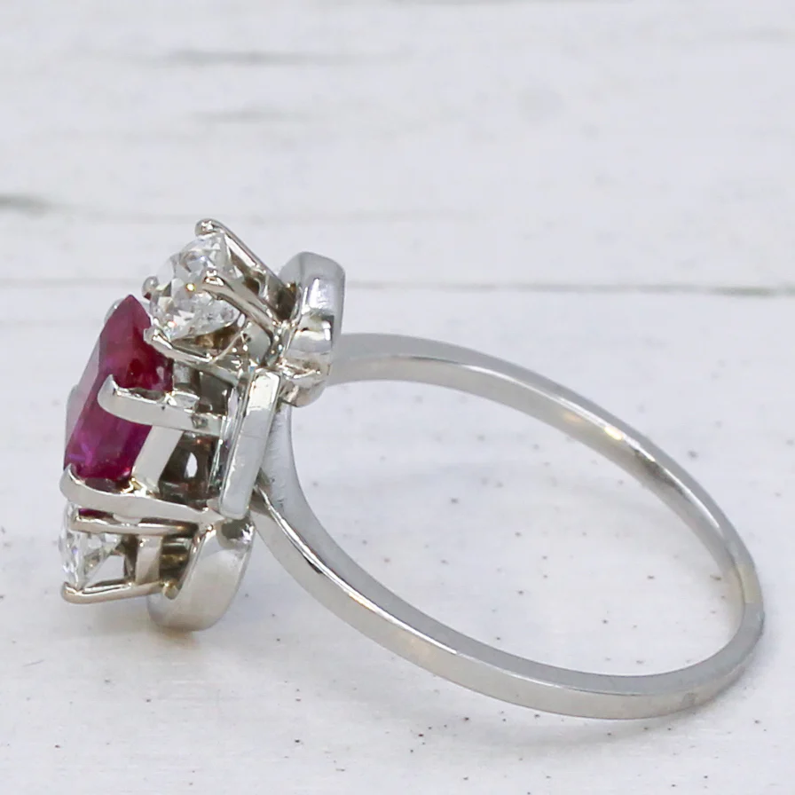 Art Deco 1.25 Carat Natural Burmese Ruby & Diamond Ring, circa 1935 - Image 4