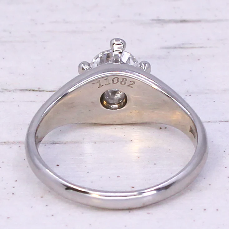 BULGARI 0.70 Carat Round Brilliant "Corona" Solitaire Ring - Image 5