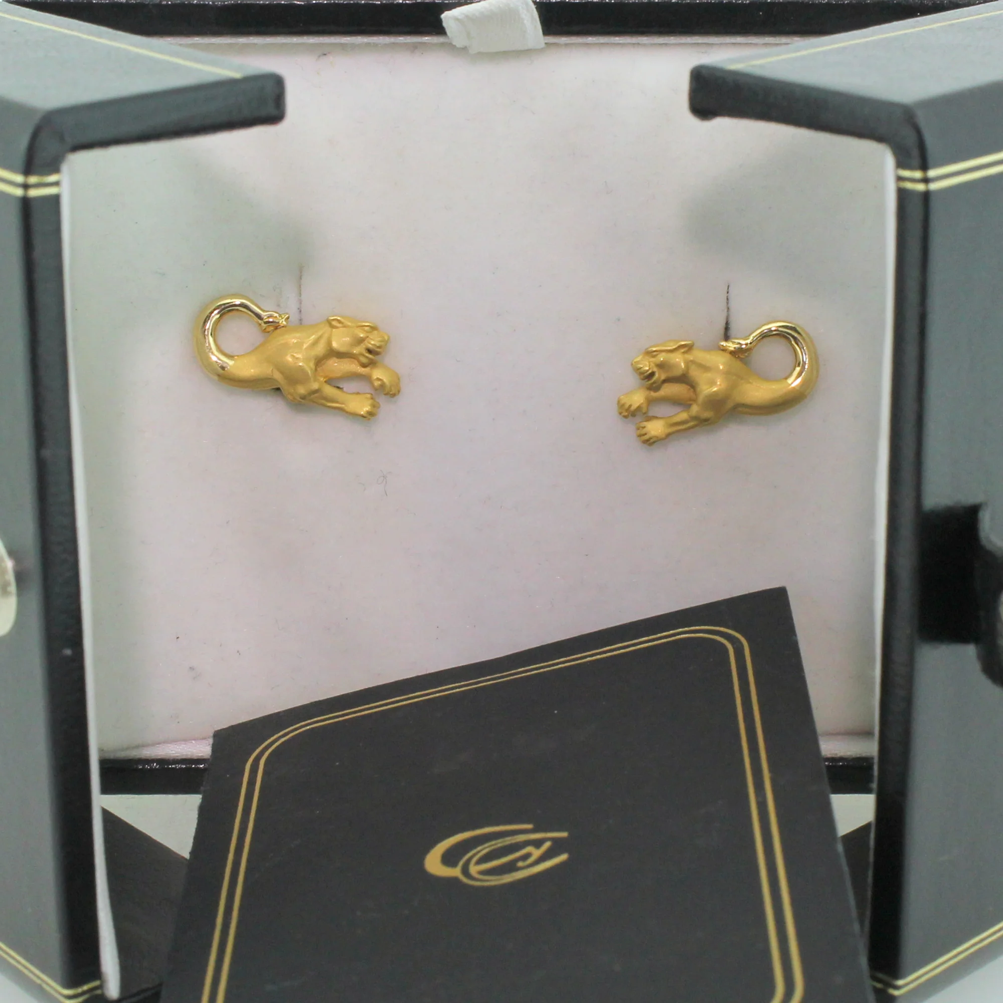 CARRERA Y CARRERA Panther Cufflinks, 18k Gold - Image 5