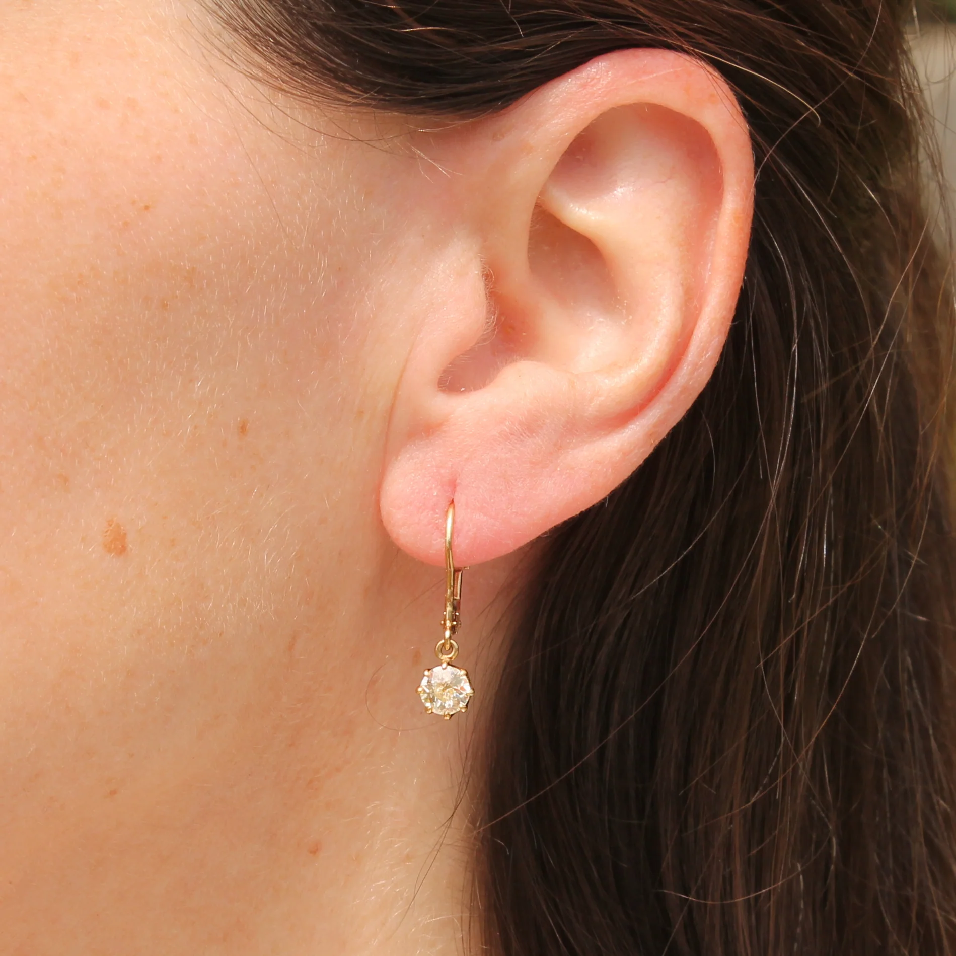 Edwardian 1.01 Carat Old Cut Diamond Drop Earrings, circa 1910 - Image 4