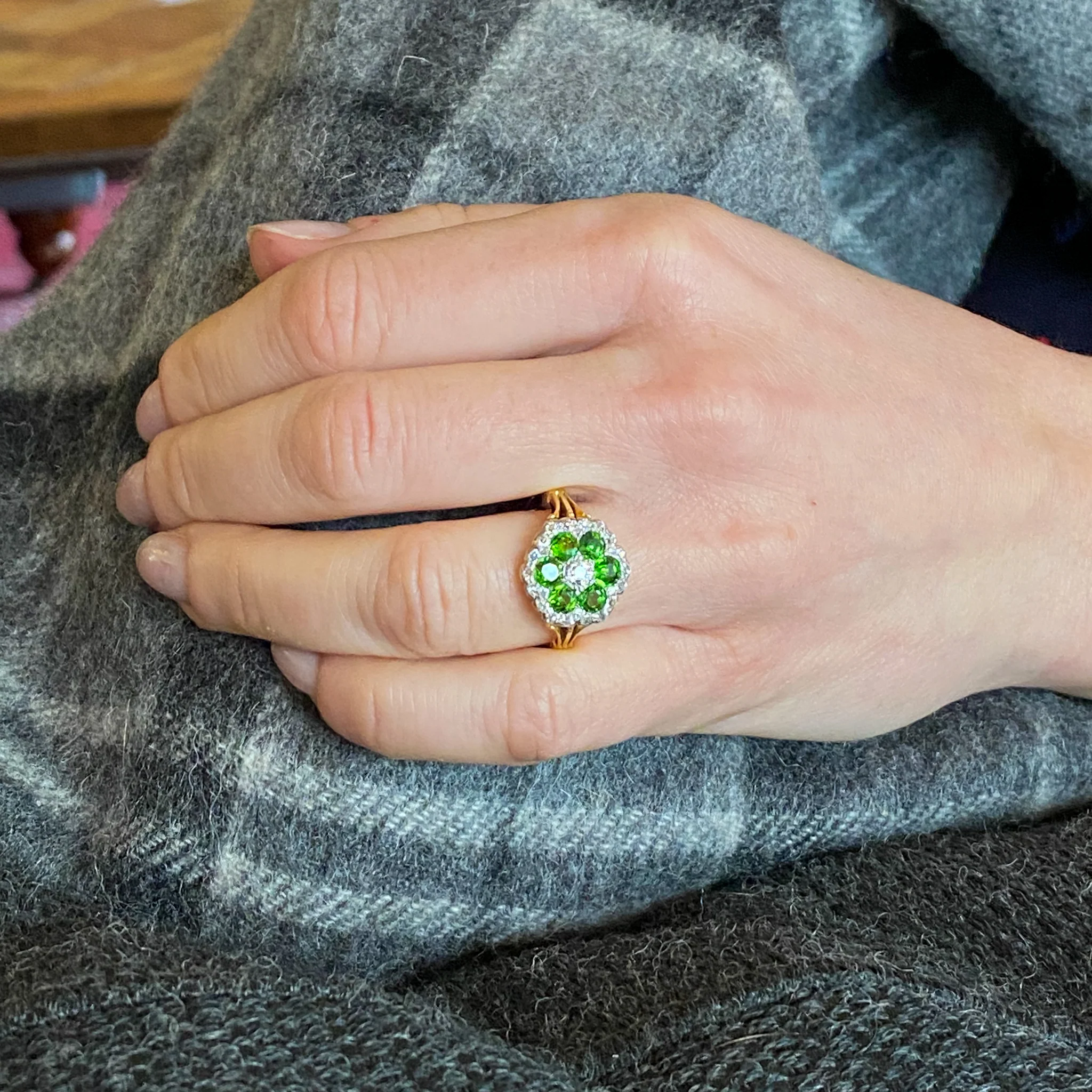 Edwardian 1.31 Carat Demantoid Garnet & Diamond Cluster Ring, circa 1905 - Image 6