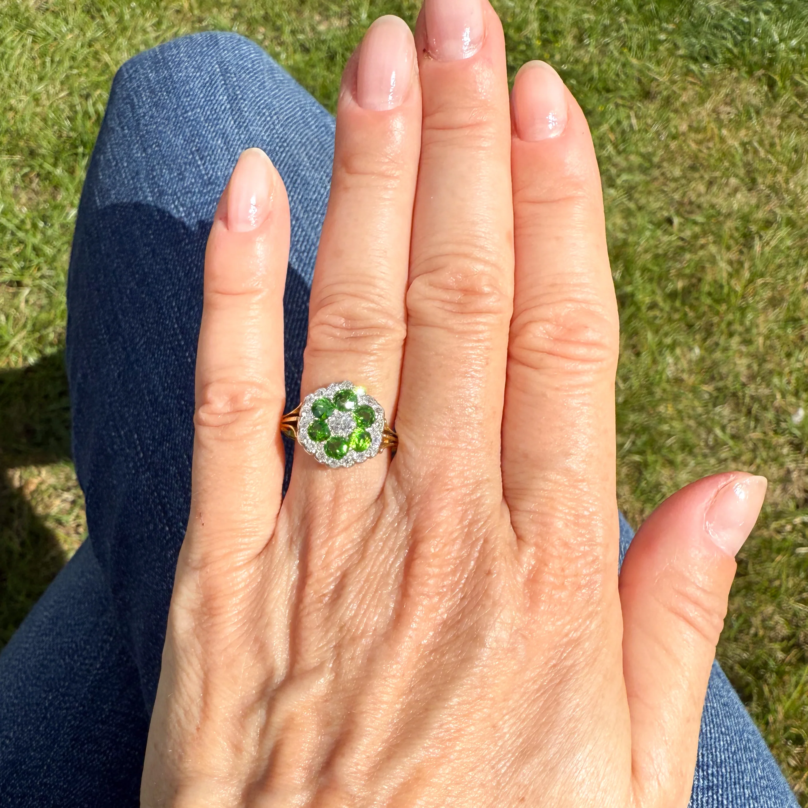 Edwardian 1.31 Carat Demantoid Garnet & Diamond Cluster Ring, circa 1905 - Image 8