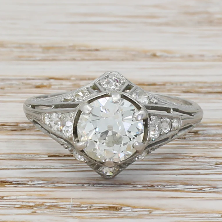 Edwardian 1.57 Carat Old Cut Diamond Engagement Ring, circa 1910 - Image 3
