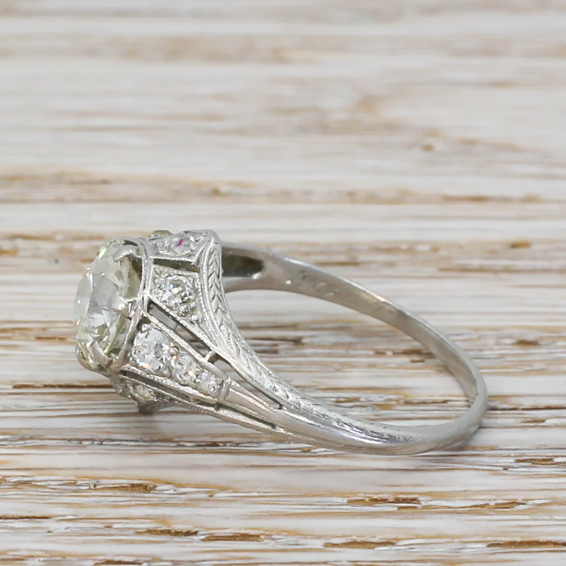 Edwardian 1.57 Carat Old Cut Diamond Engagement Ring, circa 1910 - Image 4