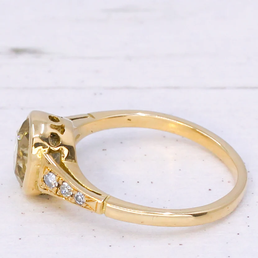 Edwardian 1.70 Carat Natural Ceylon Yellow Sapphire Ring, circa 1905 - Image 4