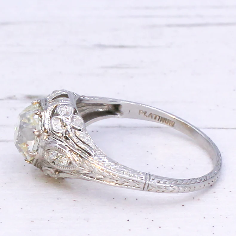 Edwardian 1.85 Carat Old Cut Diamond Engagement Ring, circa 1910 - Image 4