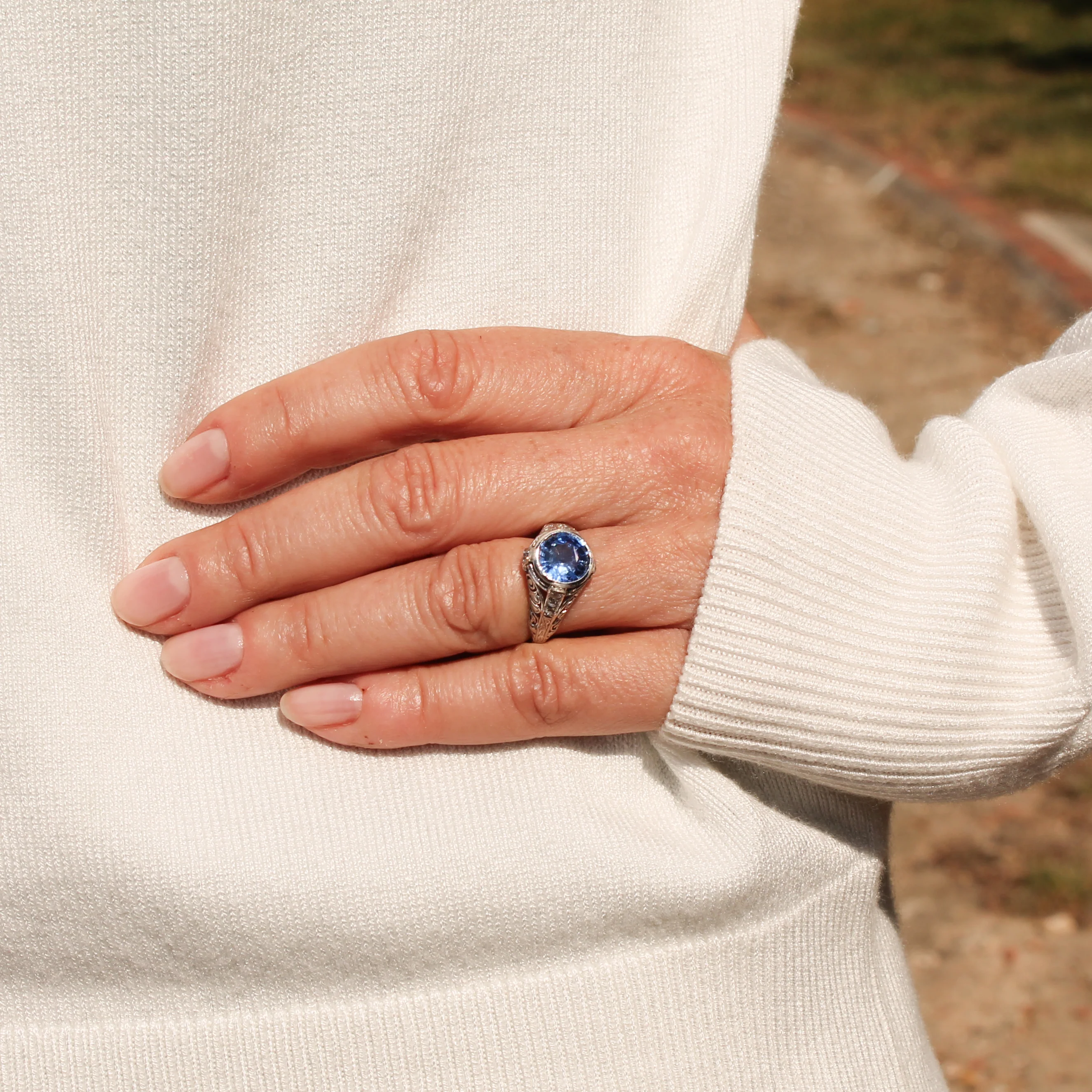 Edwardian 2.14 Carat Sapphire Solitarie Ring, circa 1910 - Image 7