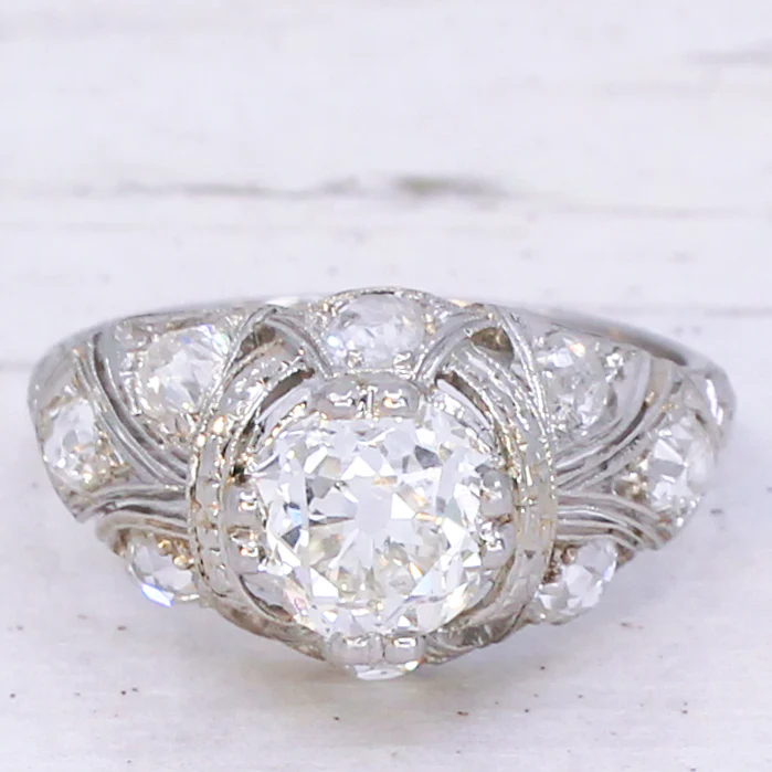 Edwardian 2.51 Carat Old Cut Diamond Engagement Ring, circa 1910 - Image 3