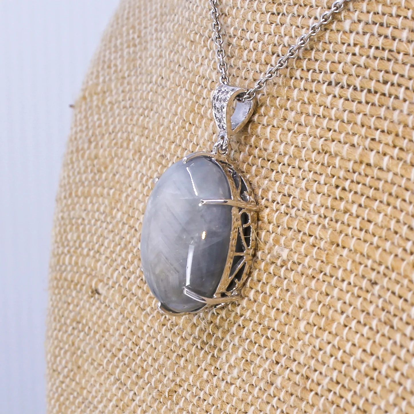 Edwardian 48.84 Carat Natural Grey Star Sapphire Pendant, circa 1910 - Image 4