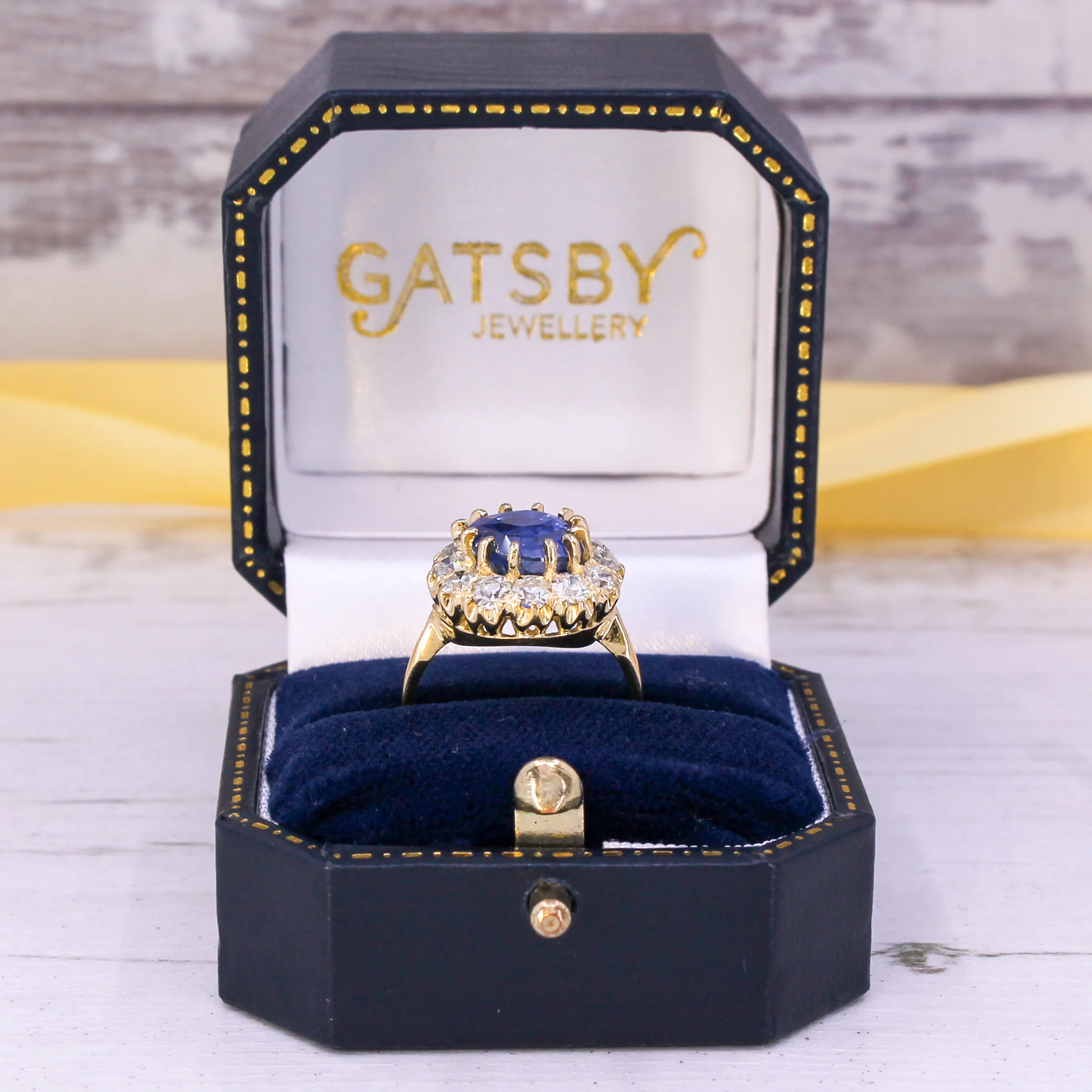 Edwardian 5.51 Carat Ceylon Sapphire & Diamond Cluster Ring, circa 1910 - Image 8