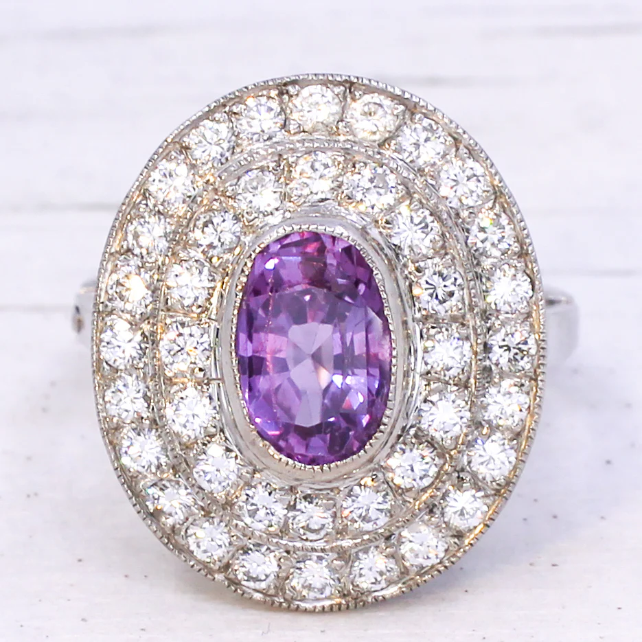Late 20th Century 2.80 Carat Ceylon Purple Sapphire & Diamond Ring, circa 1970 - Image 3