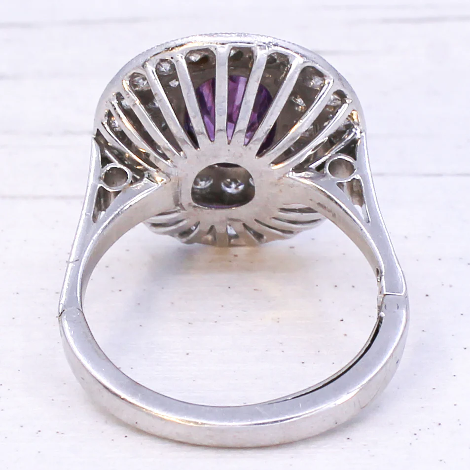 Late 20th Century 2.80 Carat Ceylon Purple Sapphire & Diamond Ring, circa 1970 - Image 5