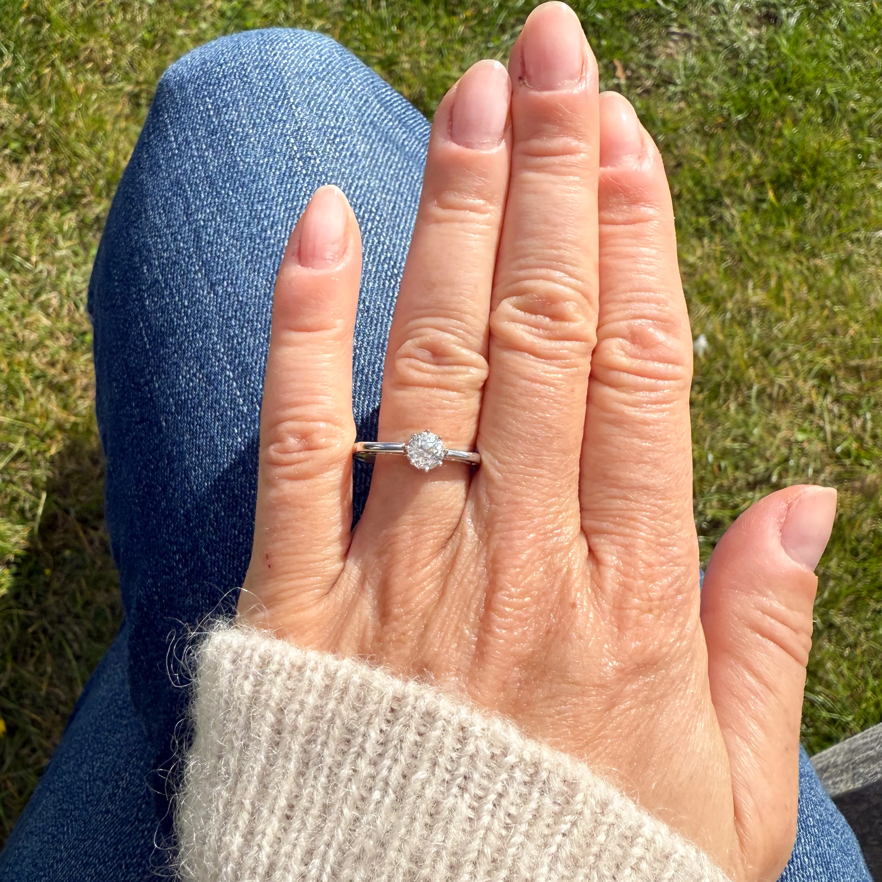 Mid Century 0.61 Carat Old Cut Diamond Engagement Ring, circa 1955 - Image 7