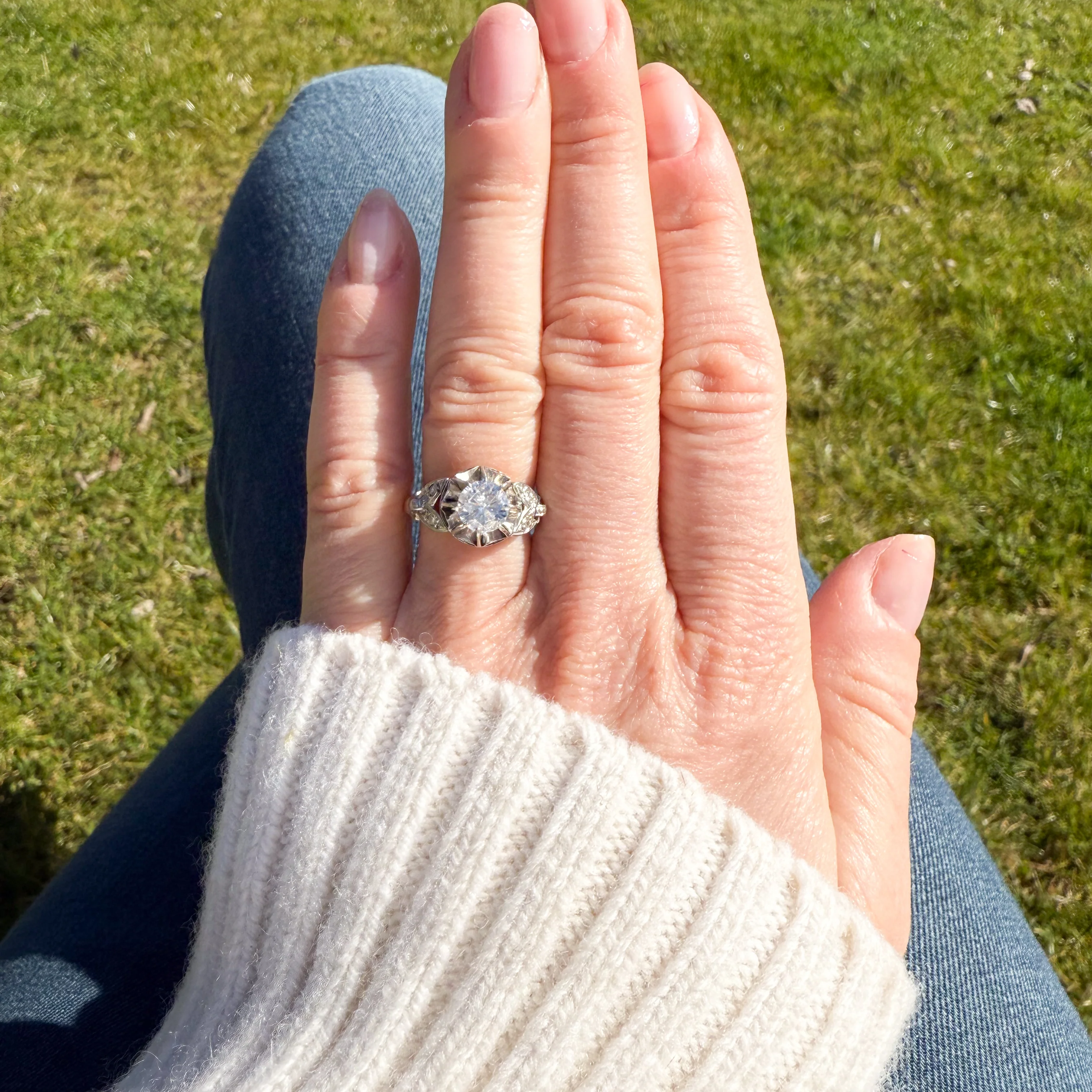 Mid Century 0.86 Carat Transitional Cut Diamond Engagement Ring, circa 1950 - Image 6