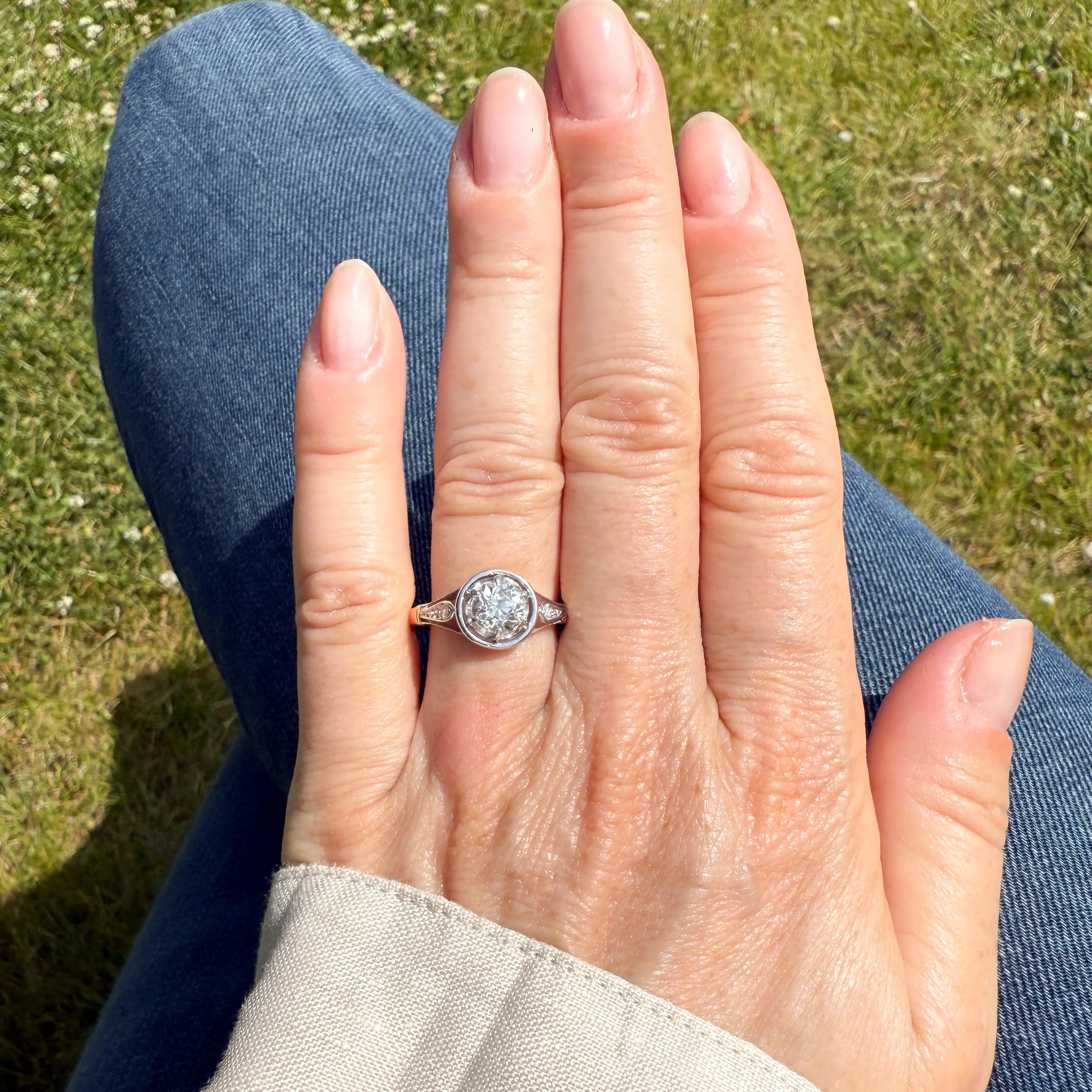 Mid Century 0.91 Carat Old Cut Diamond Engagement Ring, circa 1950 - Image 7