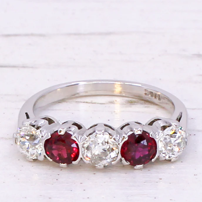 Mid Century 1.14 Old Cut Diamond & 0.68 Carat Ruby Five Stone Ring, circa 1955 - Image 3