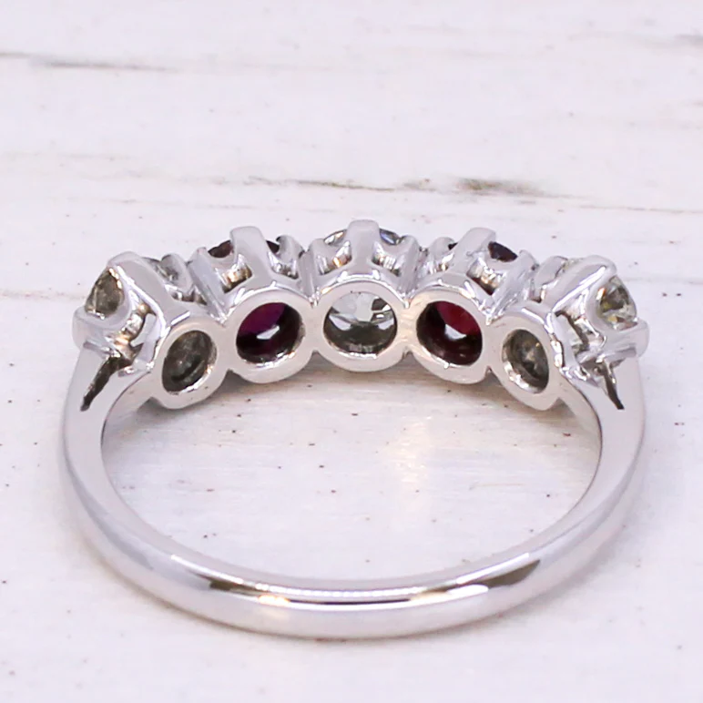 Mid Century 1.14 Old Cut Diamond & 0.68 Carat Ruby Five Stone Ring, circa 1955 - Image 5