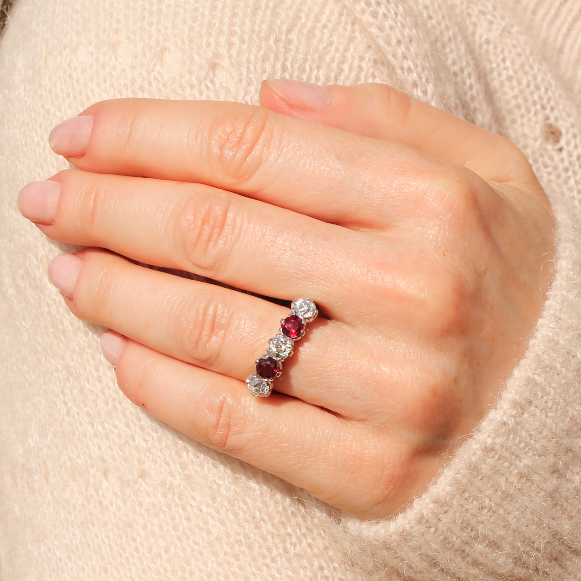 Mid Century 1.14 Old Cut Diamond & 0.68 Carat Ruby Five Stone Ring, circa 1955 - Image 7