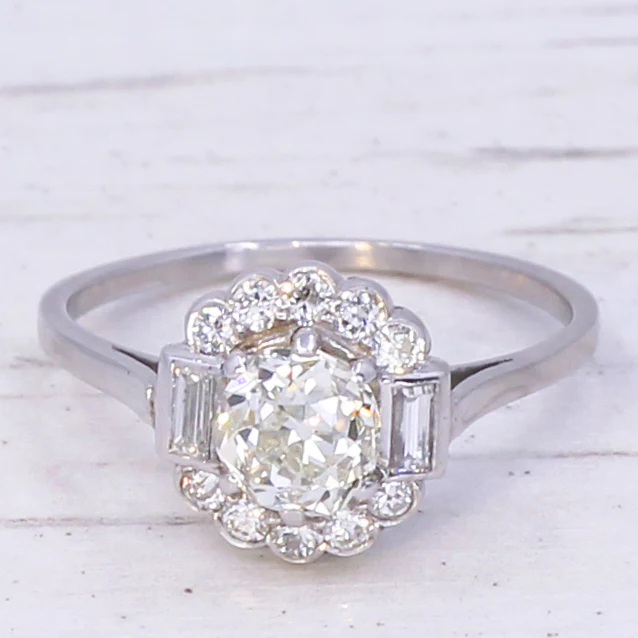 Mid Century 1.28 Carat Old Cut & Baguette Cut Diamond Cluster Ring, circa 1960 - Image 3
