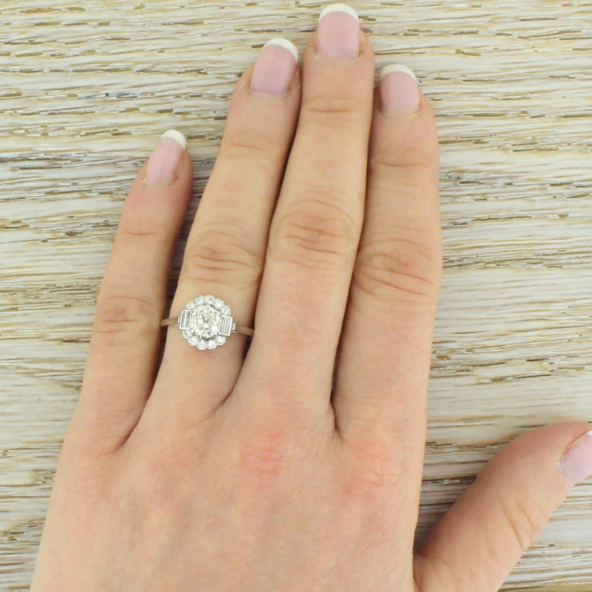 Mid Century 1.28 Carat Old Cut & Baguette Cut Diamond Cluster Ring, circa 1960 - Image 6