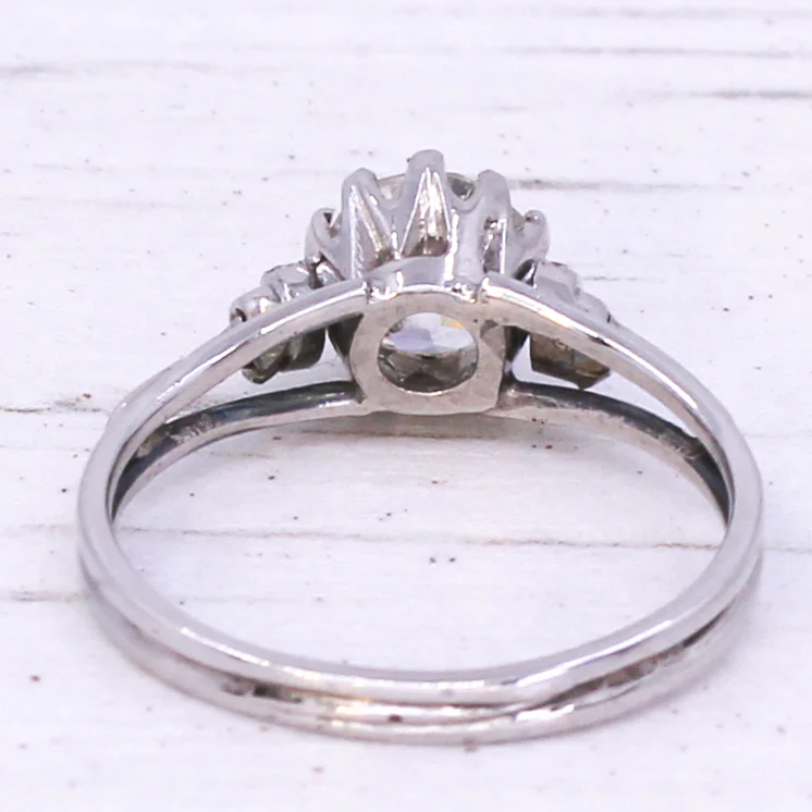 Mid Century 1.41 Carat Old Cut Diamond Engagement Ring, circa 1960 - Image 5