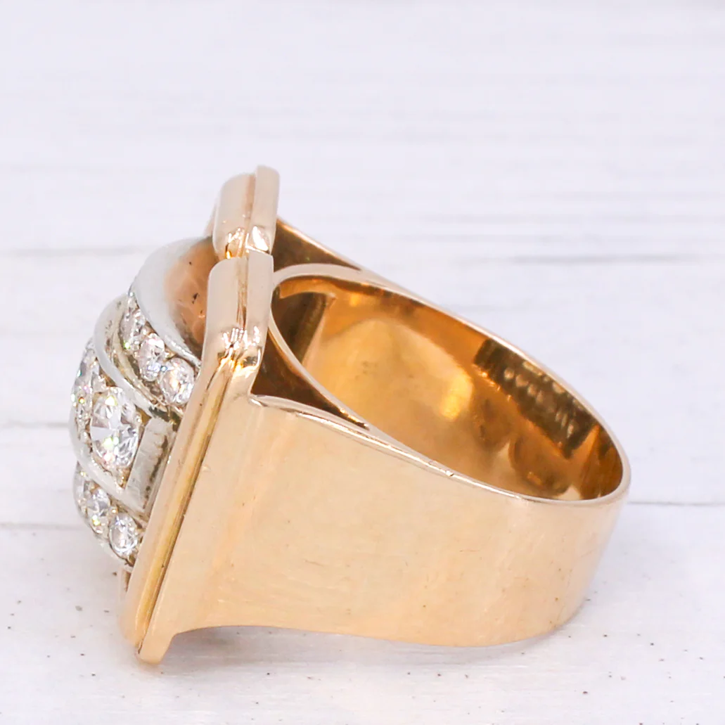 Mid Century 1.58 Carat Diamond Cluster Ring, circa 1965 - Image 4