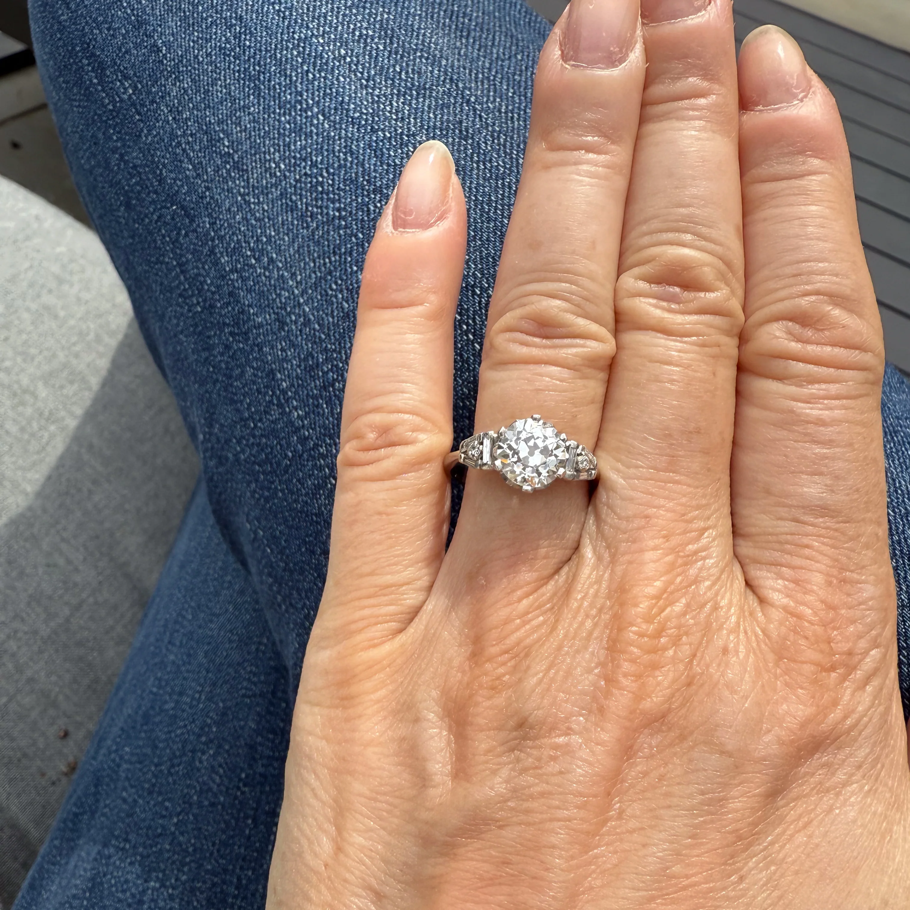 Mid Century 1.88 Carat Old Cut Diamond Engagement Ring, circa 1950 - Image 8