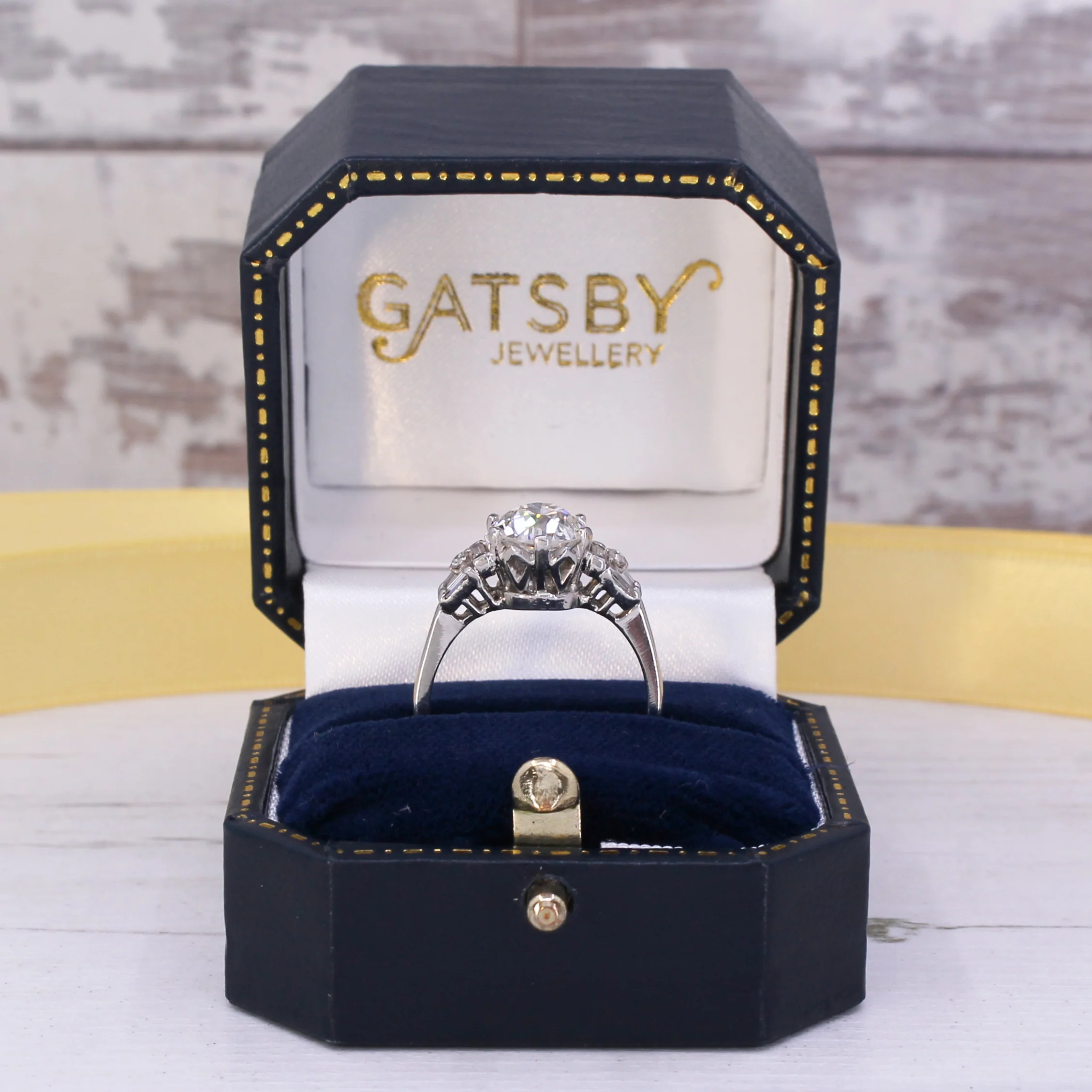 Mid Century 1.88 Carat Old Cut Diamond Engagement Ring, circa 1950 - Image 9