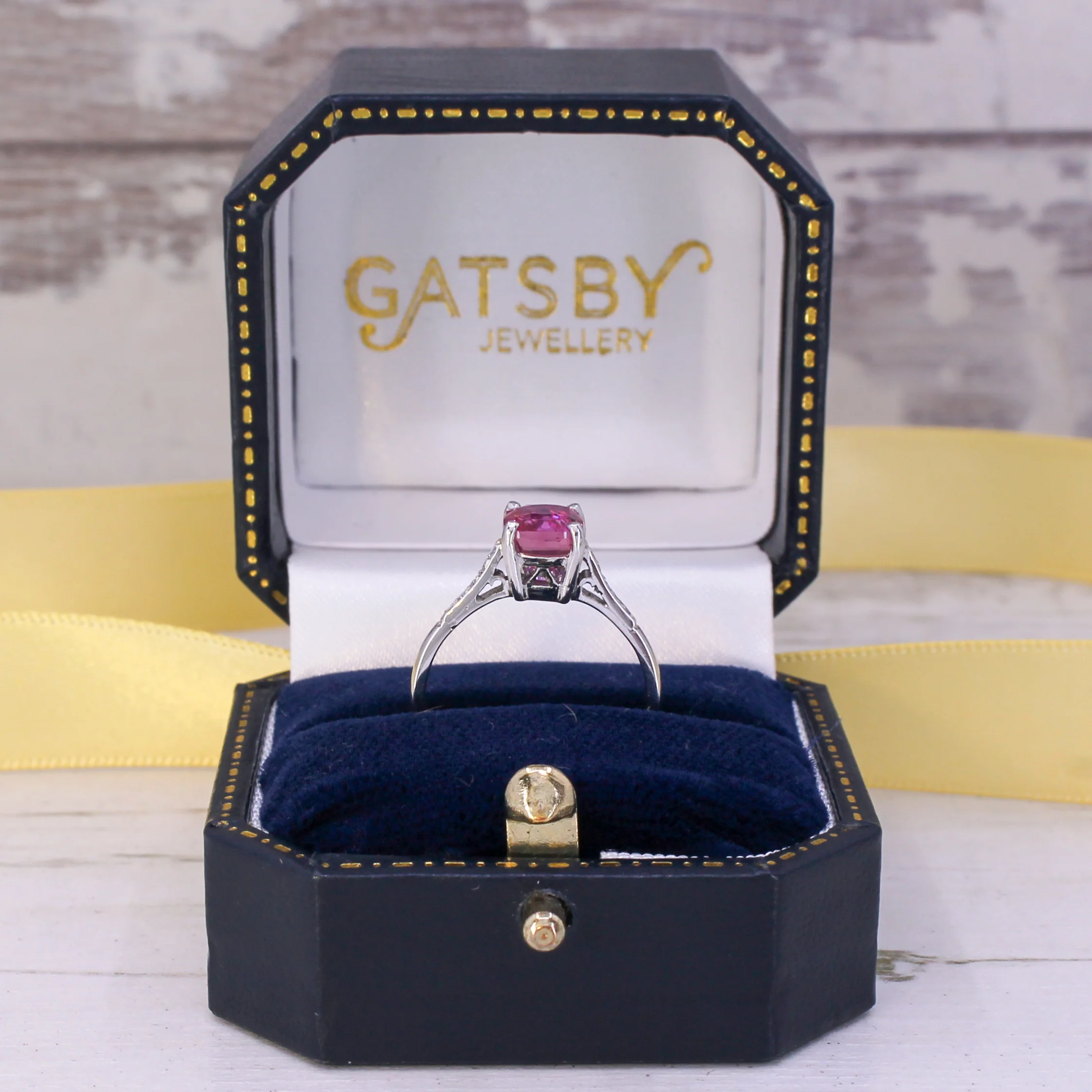 Mid Century 2.06 Carat Natural Pink Sapphire Solitaire Ring, circa 1960 - Image 10