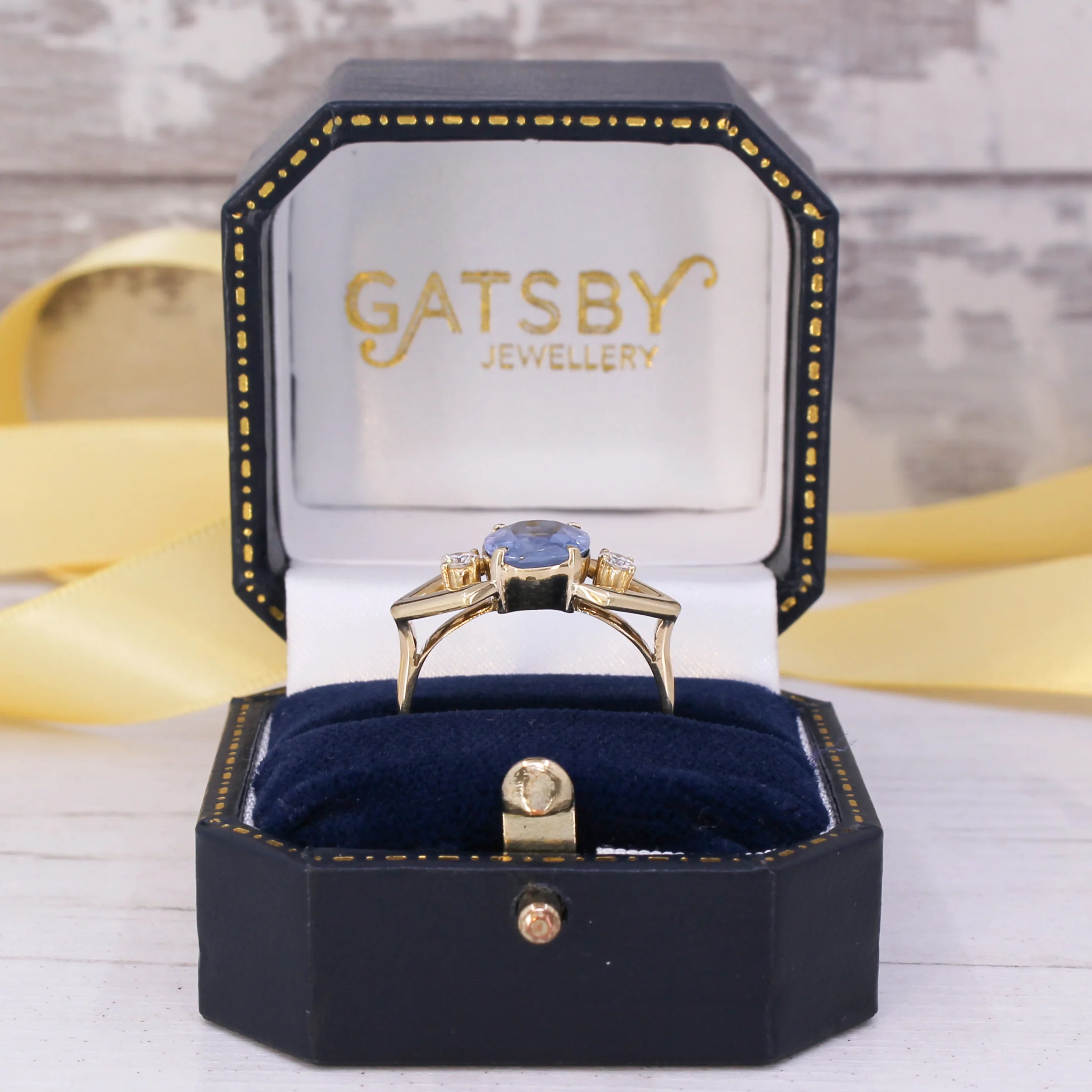 Mid Century 2.20 Carat Natural Ceylon Sapphire Ring, circa 1960 - Image 9