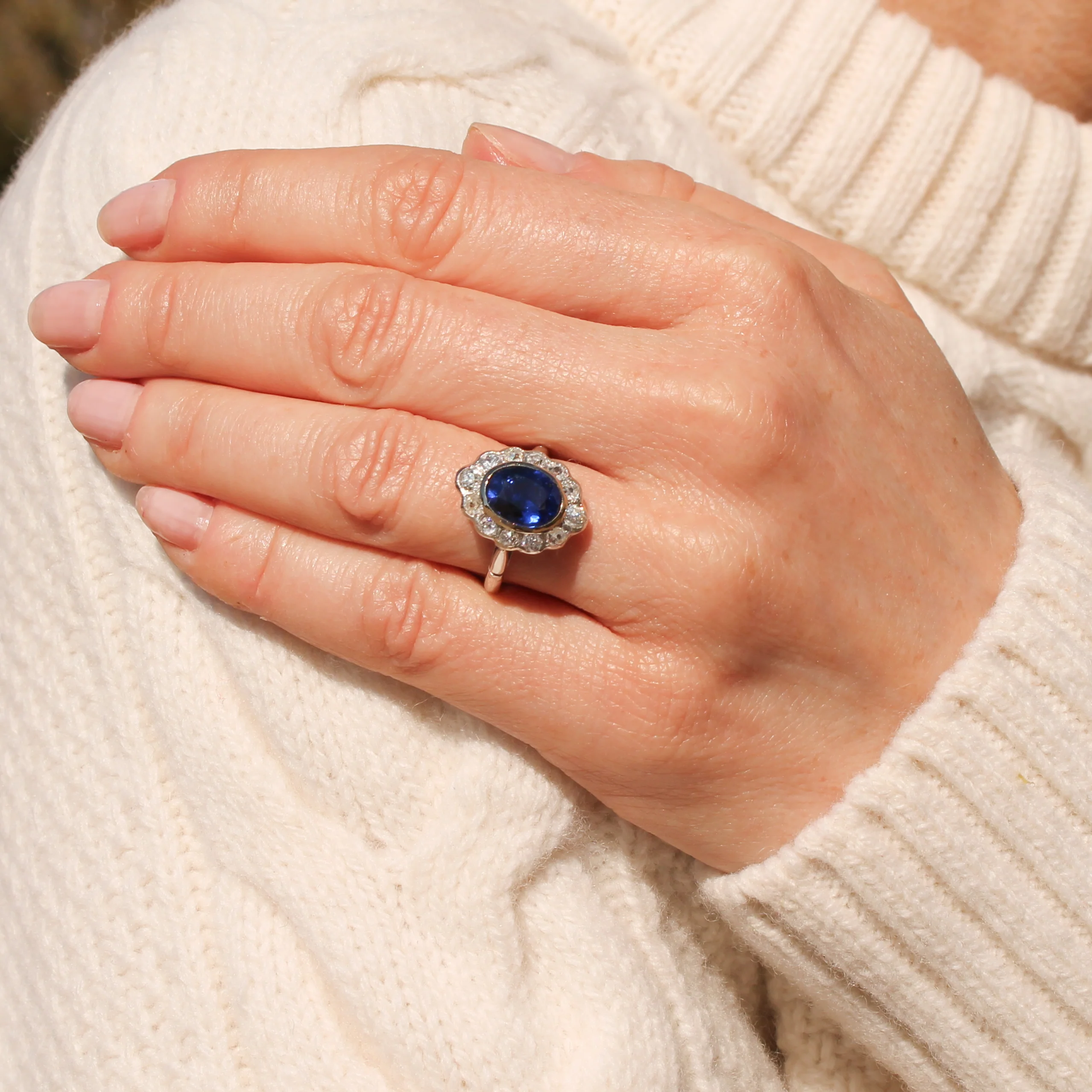 Mid Century 2.30 Carat Burmese Sapphire & Diamond Cluster Ring, circa 1950 - Image 2