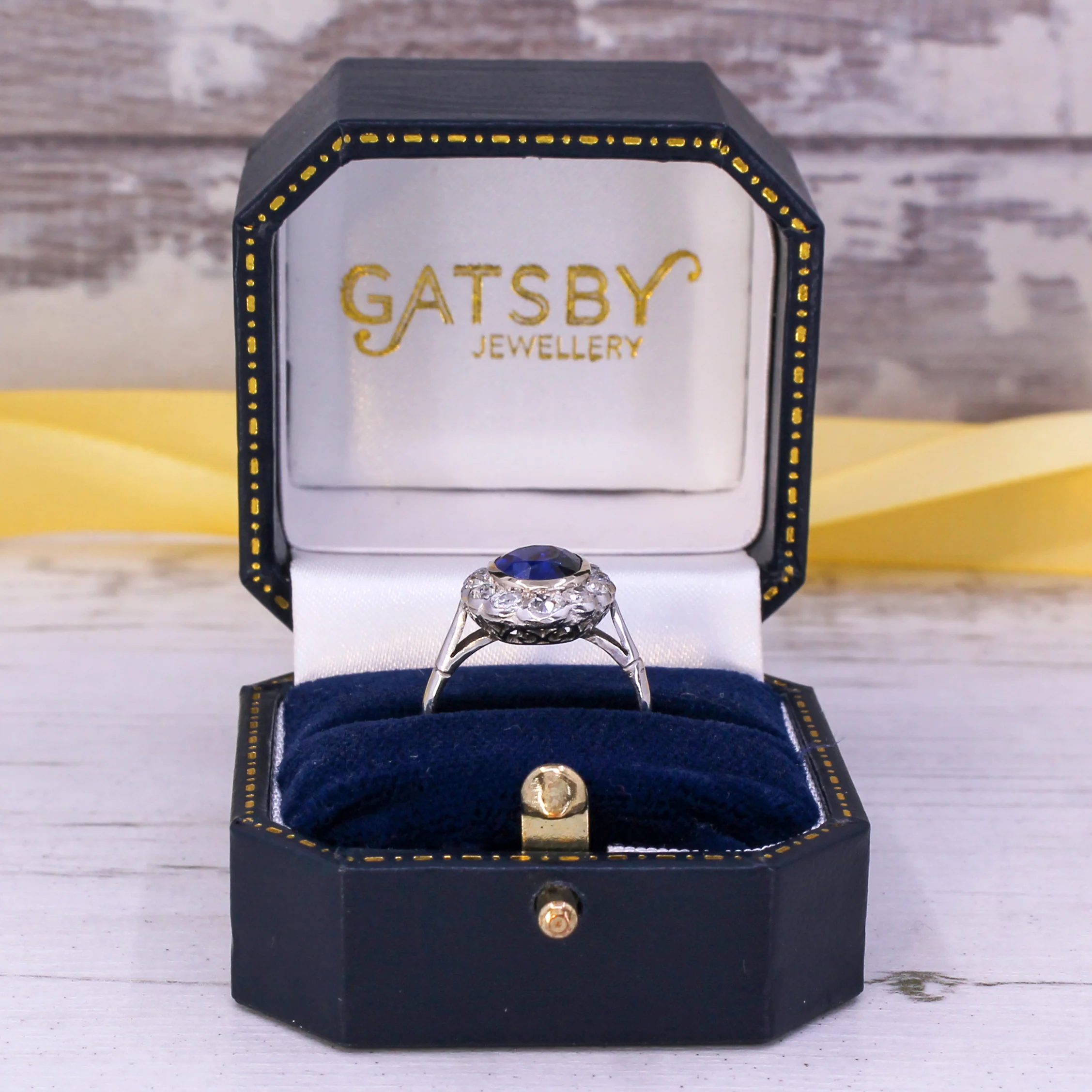 Mid Century 2.30 Carat Burmese Sapphire & Diamond Cluster Ring, circa 1950 - Image 8