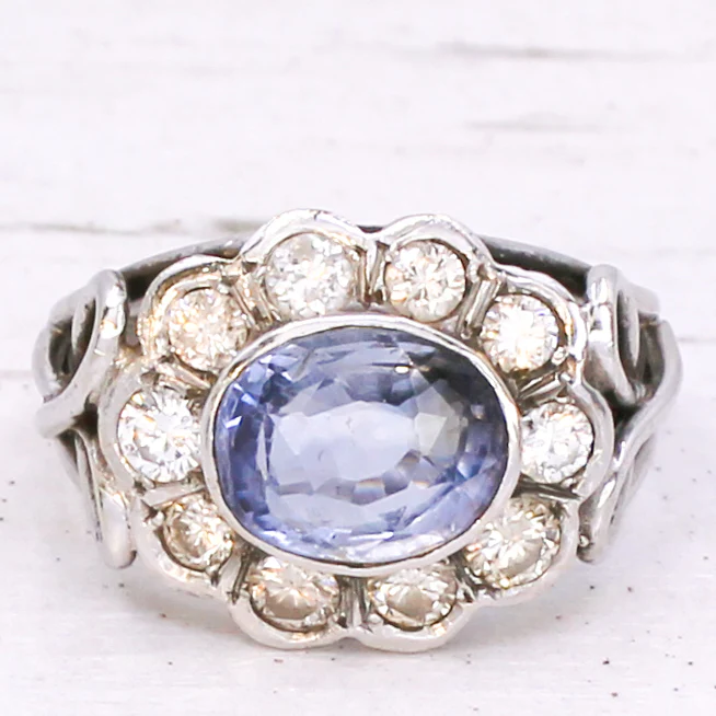 Mid Century 2.50 Carat Unheated Ceylon Sapphire & Diamond Cluster Ring, circa 1965 - Image 3
