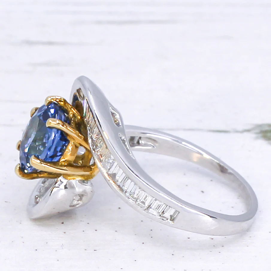 Mid Century 2.74 Carat Sapphire & 1.78 Carat Diamond Crossover Ring, circa 1965 - Image 4