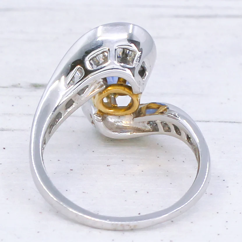 Mid Century 2.74 Carat Sapphire & 1.78 Carat Diamond Crossover Ring, circa 1965 - Image 5