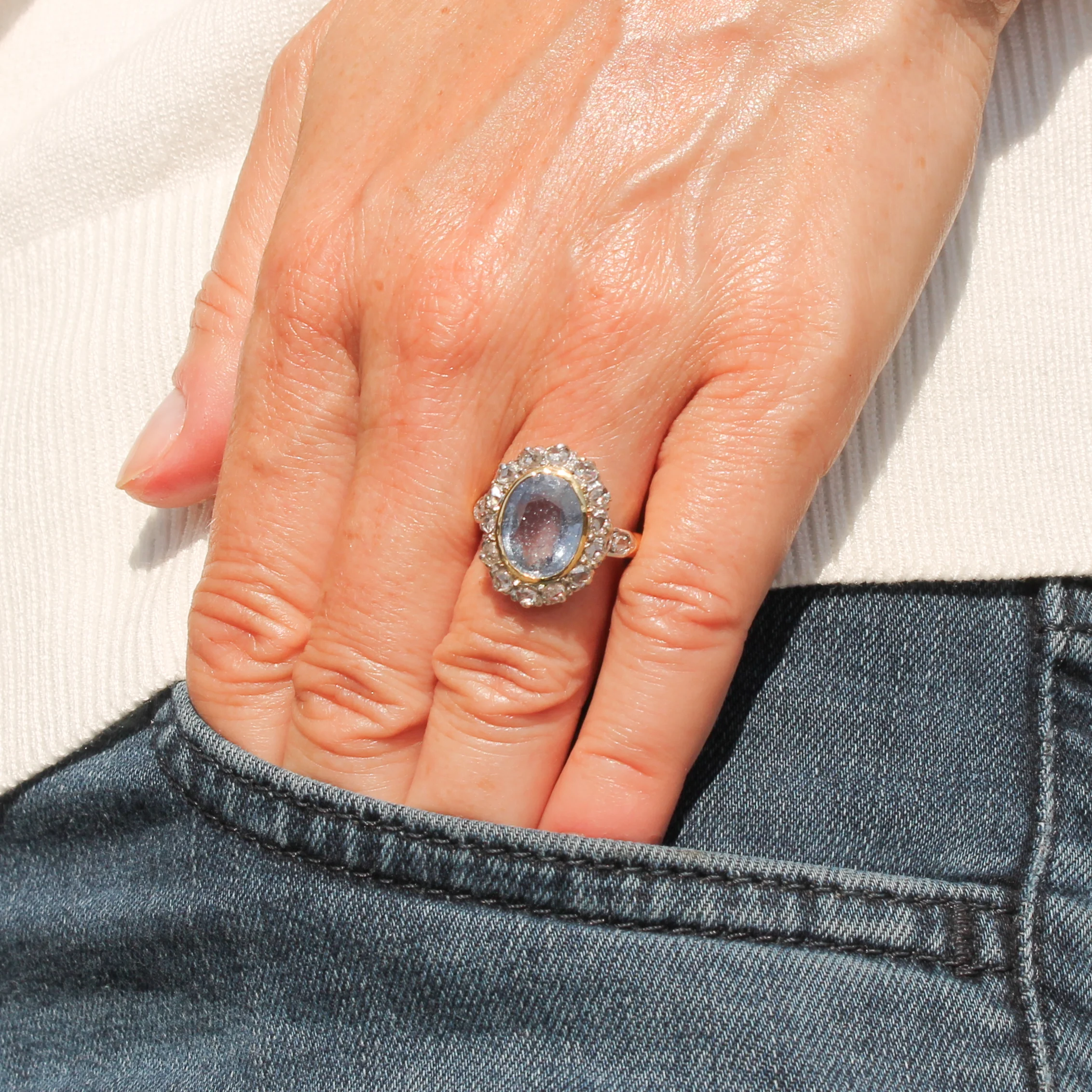 Mid Century 4.19 Carat Natural Sapphire & Rose Cut Diamond Cluster Ring, circa 1960 - Image 7