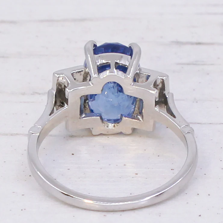 Mid Century 5.68 Carat Natural Ceylon Sapphire Ring, circa 1950 - Image 5