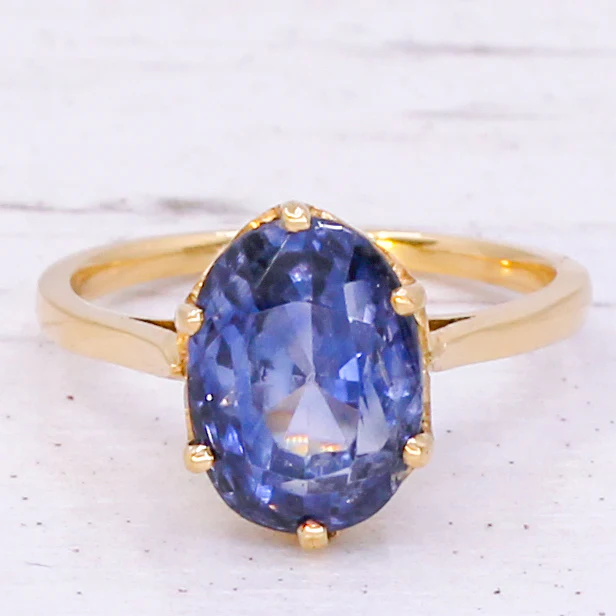 Mid Century 6.55 Carat Unheated Ceylon Sapphire Solitaire Ring, circa 1950 - Image 3