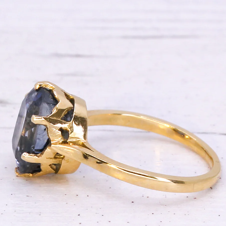 Mid Century 6.55 Carat Unheated Ceylon Sapphire Solitaire Ring, circa 1950 - Image 4