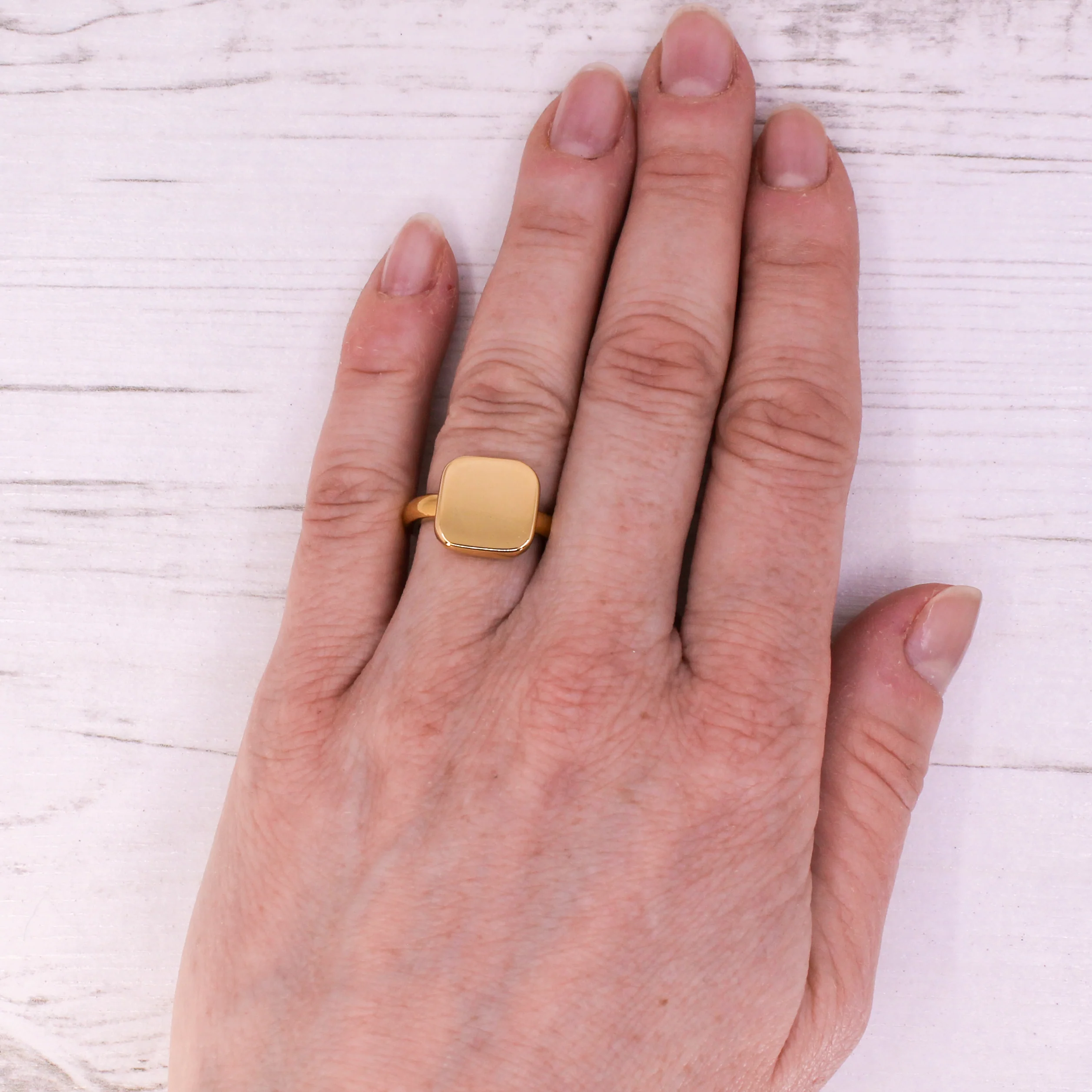 The Gatsby Signet Ring - Image 5