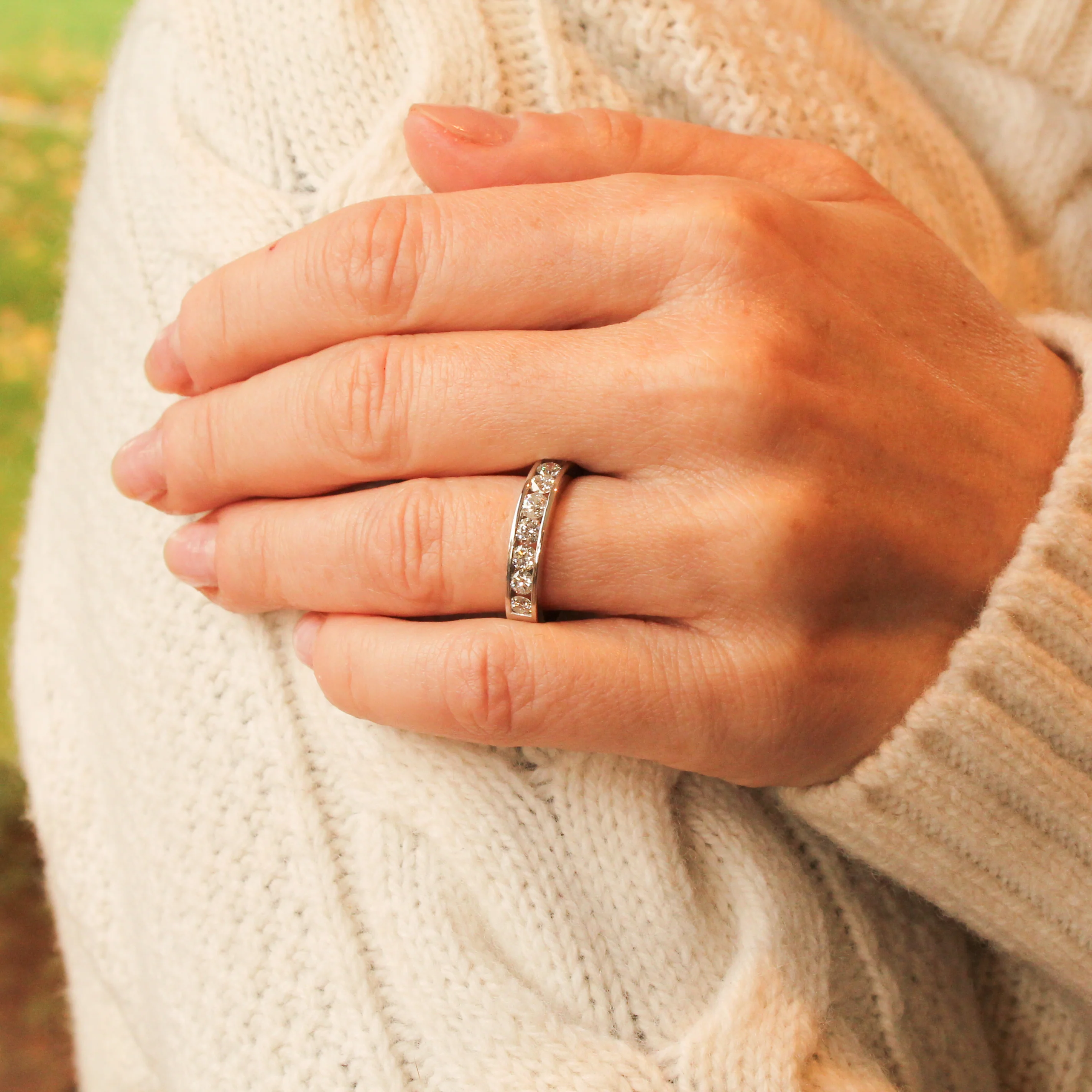 Modern 1.00 Carat Diamond Half Eternity Ring, 18k White Gold, size M - Image 2